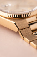 1983 Rolex 19018 Yellow Gold Day-Date Oysterquartz Silver Dial
