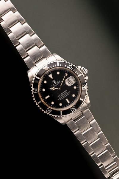 1997 Rolex 16610 Submariner - Full Set