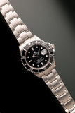 2001 Rolex 16610 Submariner - Full Set
