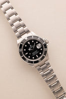 2001 Rolex 16610 Submariner - Full Set