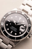 2001 Rolex 16610 Submariner - Full Set