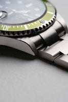 2007 Rolex 16610LV Lime Kermit Submariner - Box and Papers
