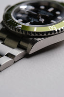 2007 Rolex 16610LV Lime Kermit Submariner - Box and Papers